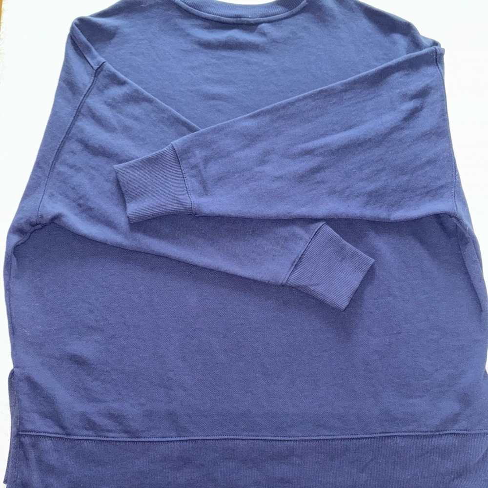 Crown & Ivy Blue Women’s Sweatshirt - Picture 4 of 7